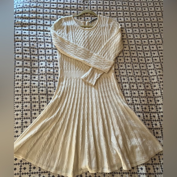 Andrew Marc Dresses & Skirts - Andrew Marc, Marc New York Cable Knit Sweater Dress M Cream